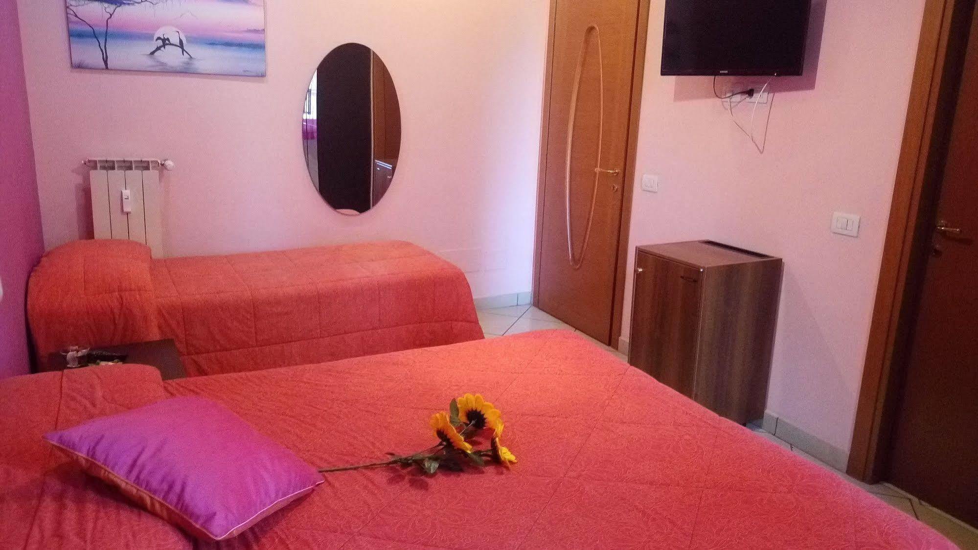 Bed and Breakfast Alenic Rom Exterior foto